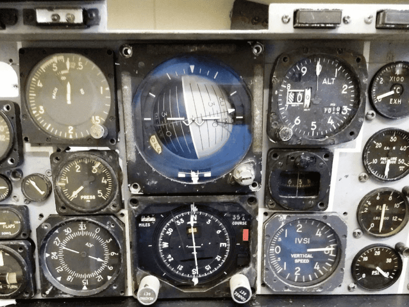 Painel de Instrumentos de Avião de Ataque e Treinamento