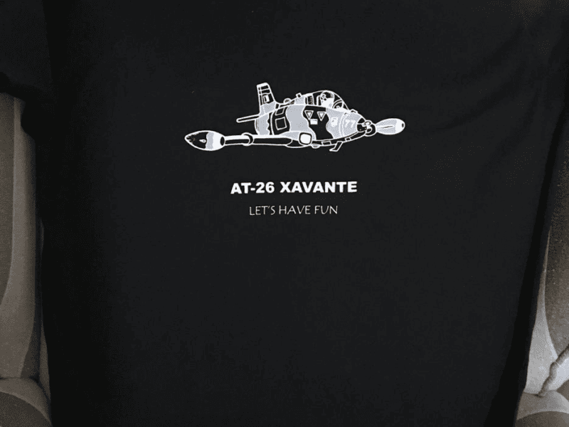 Camisetas com desenhos feito a mão Tema Aeronaves