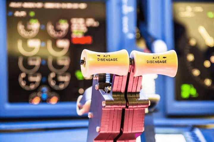 Impressão e Montagem de Mock Up de Diversas Aeronaves