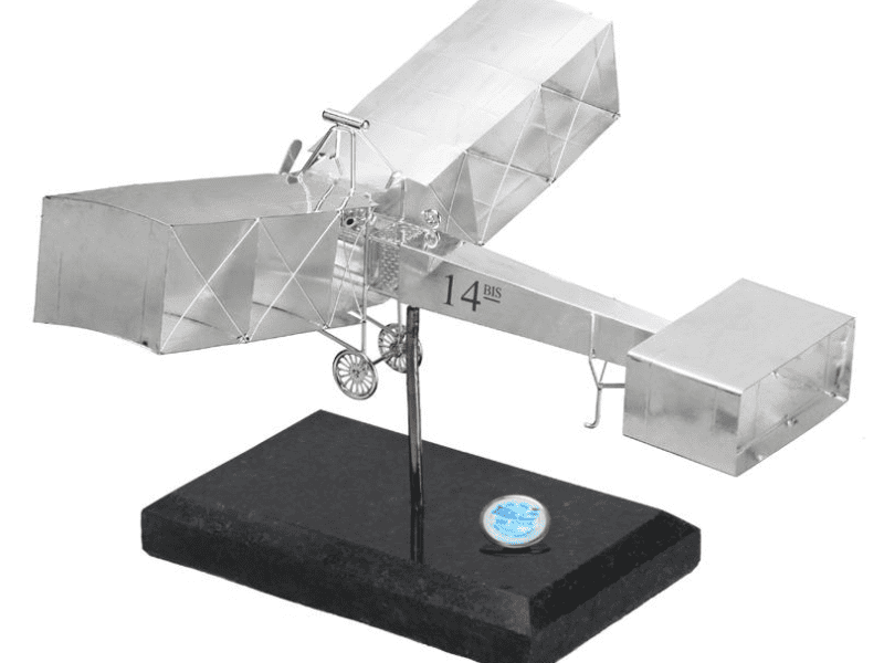 Maquete de Metal de Aeronaves
