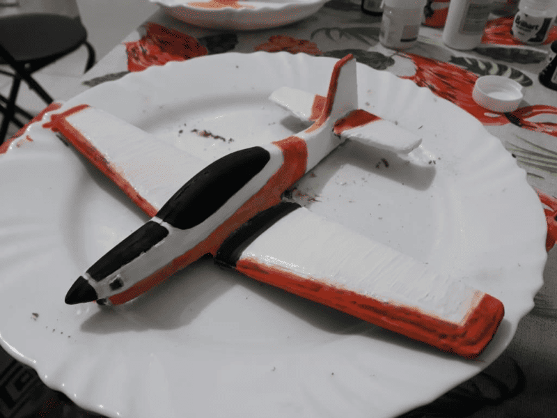 Maquete do T-25 T-27 e F-8 em Chocolate