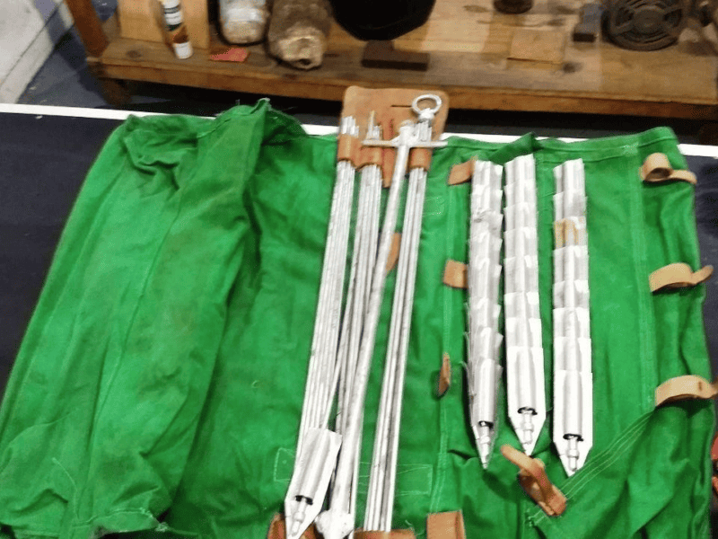 Kit de Estacas para Fixar Avião no Solo