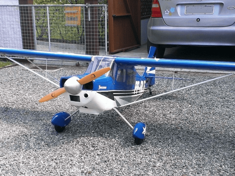 Aeromodelo RC Super Decathlon/Citabria