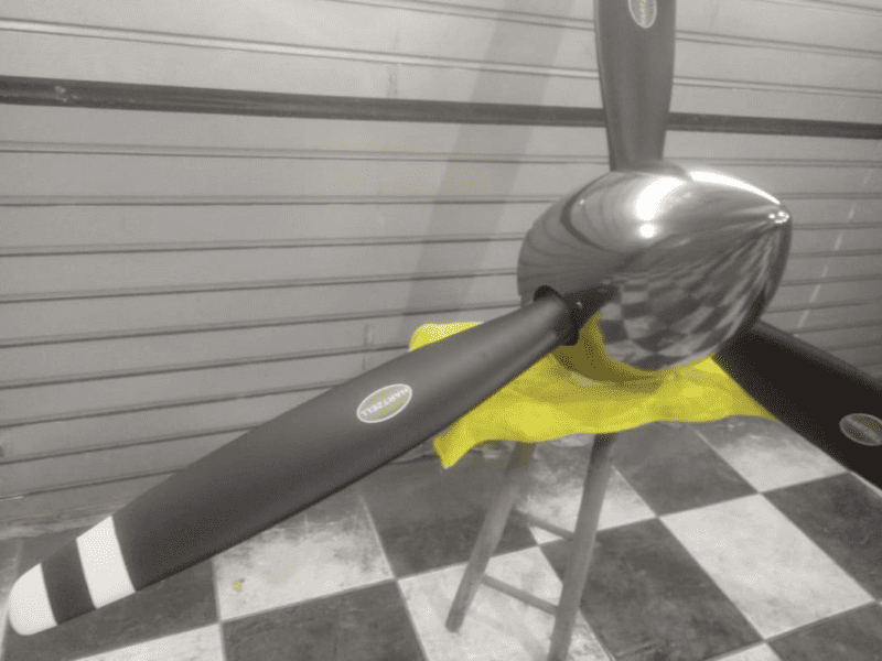Hélice Tripá com Spinner em Fibra de Vidro