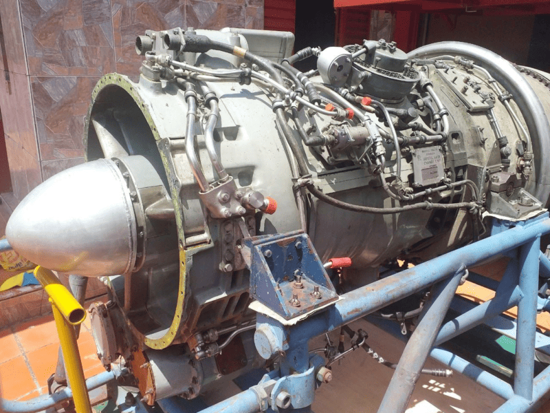 Motor a Jato de Avião Rolls Royce VIPER 540 do AT 26 Xavante