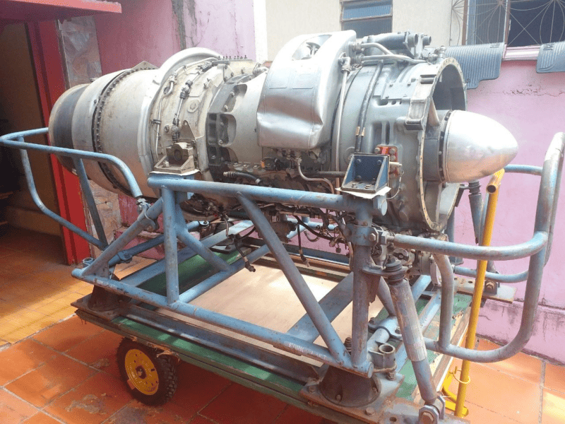 Motor a Jato de Avião Rolls Royce VIPER 540 do AT 26 Xavante