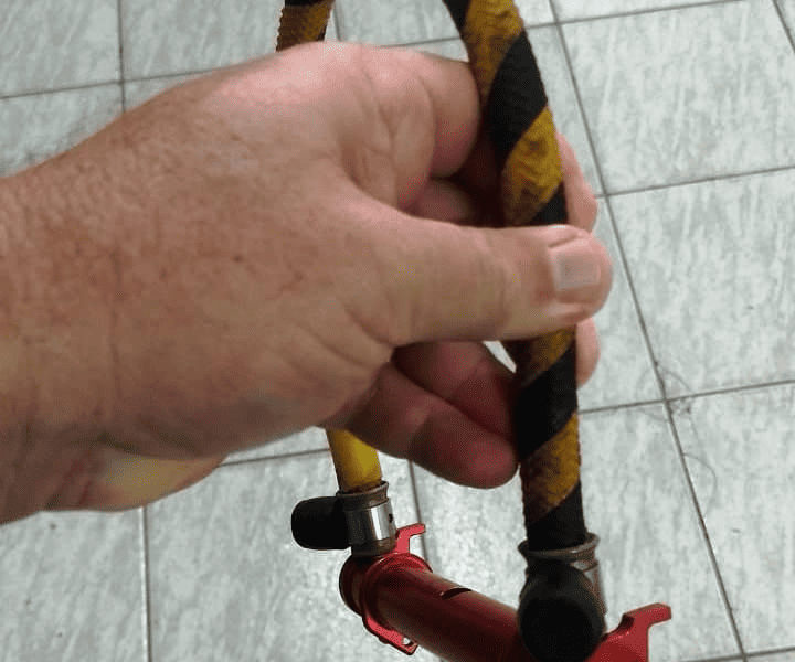 Alça Superior de Acionamento do Assento Ejetável do Avião Xavante AT-26