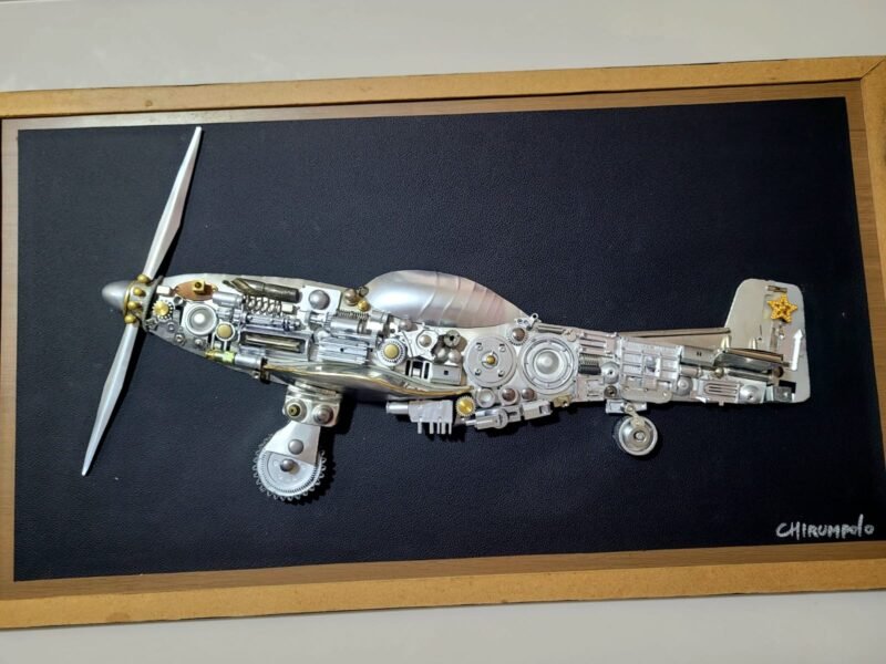 Quadro do Avião P-51 Mustang em 3D feito em metal reciclável de eletrônicos.