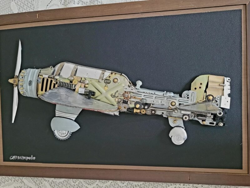 Quadro de Avião da 2a Guerra T-28 TROJAN em 3D feito com material reciclável de eletrônicos