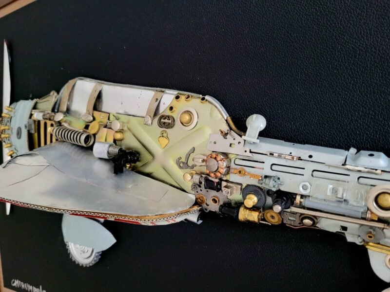 Quadro de Avião da 2a Guerra T-28 TROJAN em 3D feito com material reciclável de eletrônicos