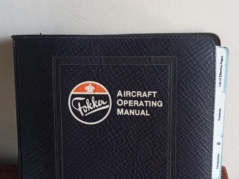 Manual de voo do Avião Fokker 50 ( original)