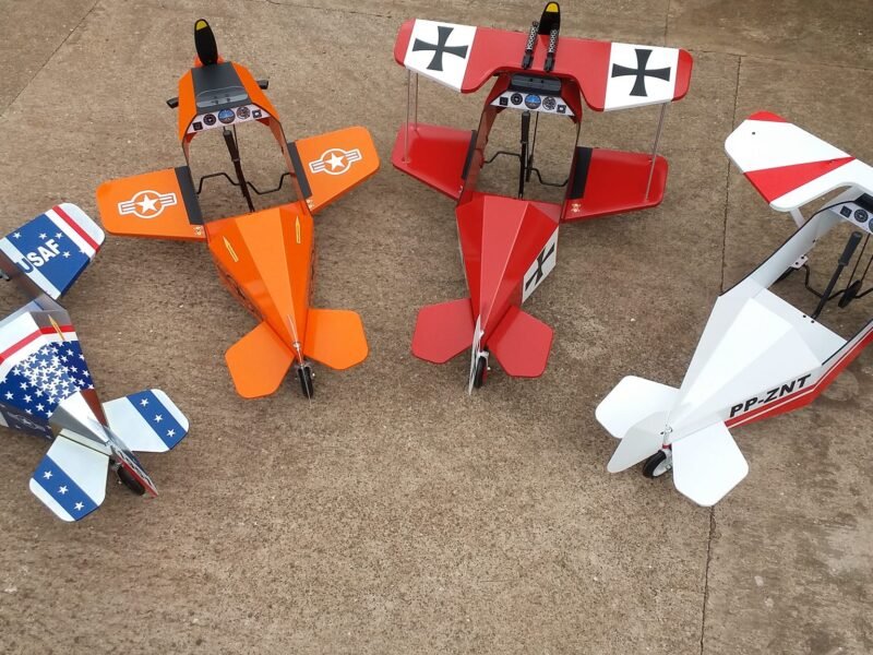 Avião Pedalinho Infantil em Metal - Vintage -