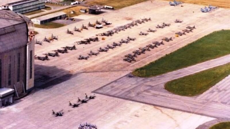 Foto-da-Base-Aerea-de-Santa-Cruz-anos-70_Imagem-Poder-Aereo