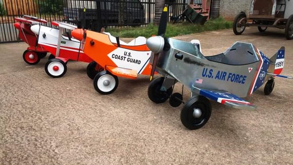 Aviao-Pedalinho-Infantil-Vintage-DIVERSOS-DETALHES