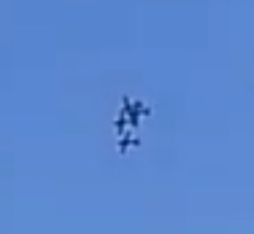 Colisão em voo de duas aeronaves da Esquadrilha da Fumaça_Imagem Colaborador.