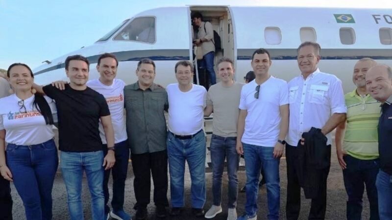 Politicos-viajando-de-aviao-da-FAB-para-assistir-festival-folclorico_Foto-instagram-Eduardo-Braga-AM